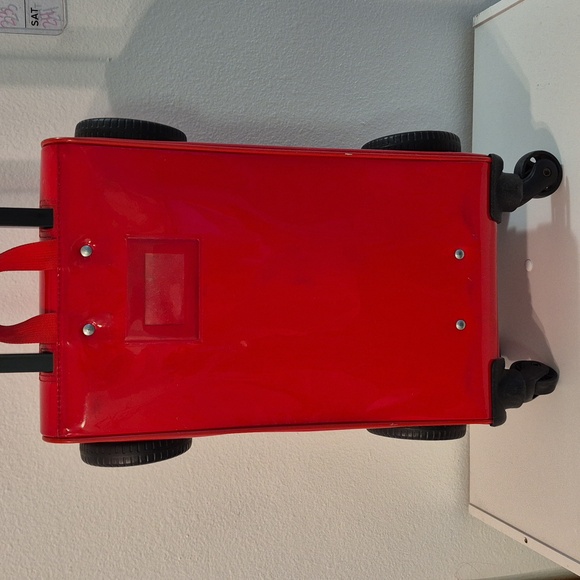 Disney Lightning McQueen Kid Roll8ng Suitcase - Picture 2 of 6